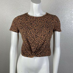 H&M Women's Shirt Leopard Print Front Twist Crop T